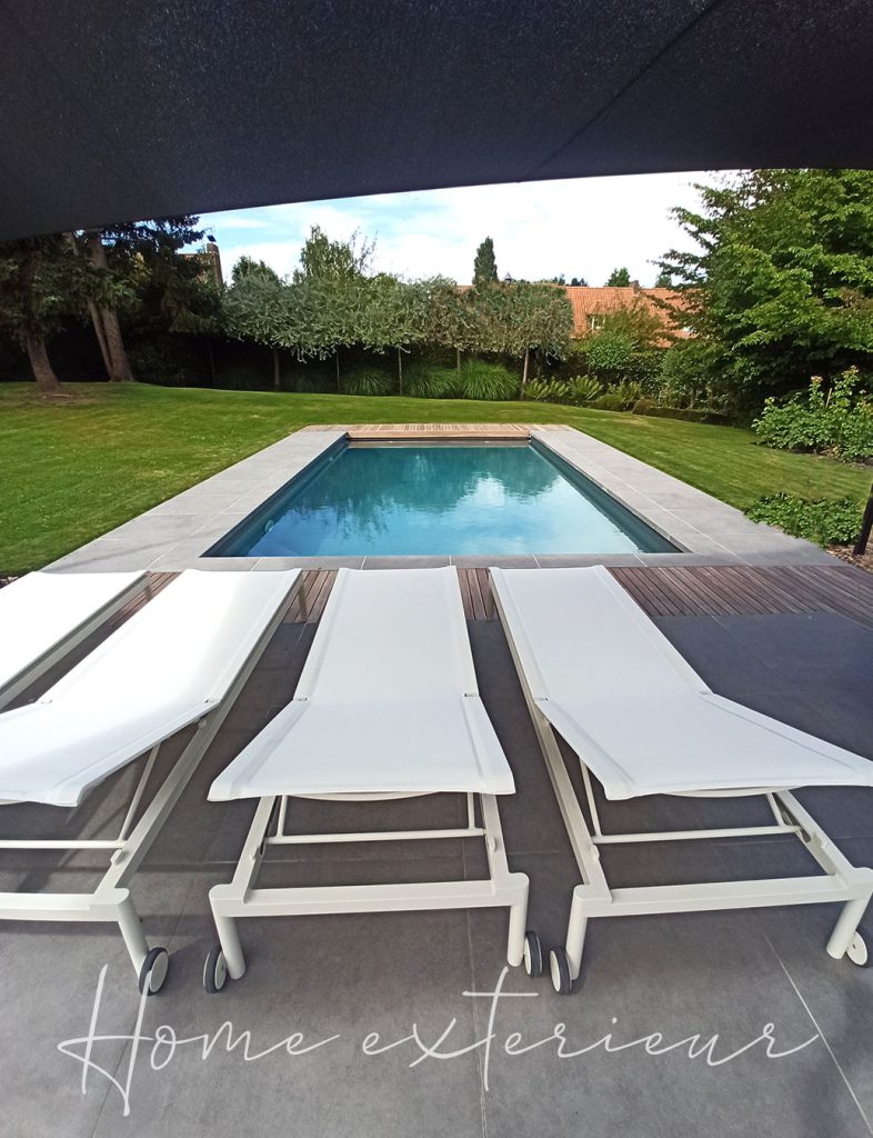 Conception de terrasses autour d’une piscine existante à Bondues