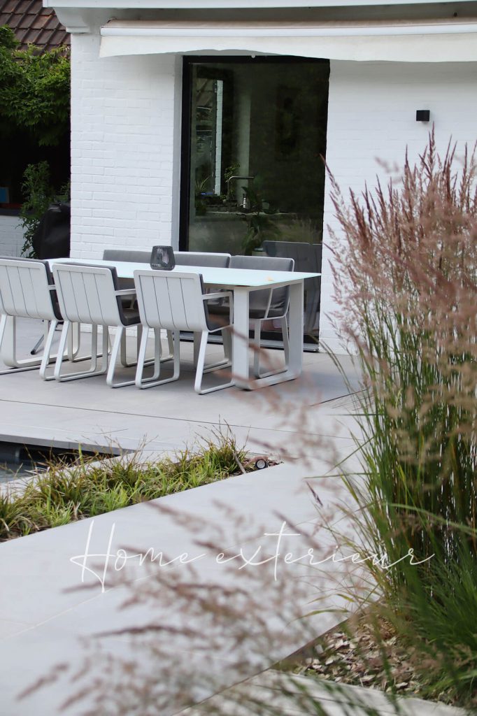 Conception & aménagement complet d’un jardin avec piscine, spa, terrasses & entrée de maison à Armentières