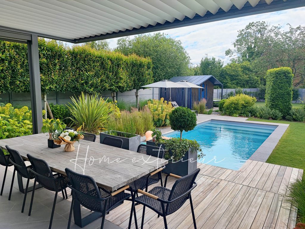 Conception et aménagement d’un jardin avec piscine, spa et pergola bioclimatique dans le Cambrésis