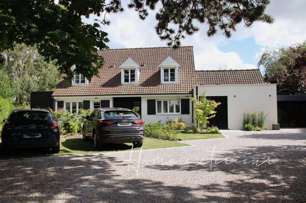 Conception & aménagement complet d’un jardin avec piscine, spa, terrasses & entrée de maison à Armentières