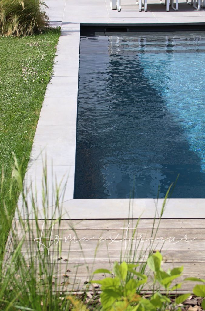 Conception & aménagement complet d’un jardin avec piscine, spa, terrasses & entrée de maison à Armentières